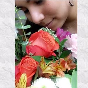 Meet your Posher, Andrea